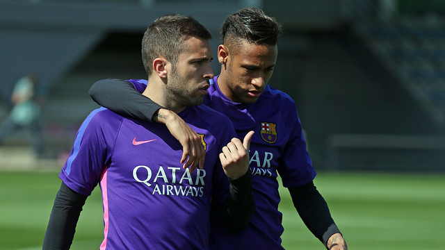 Jordi Alba recibe el alta y entra en la lista