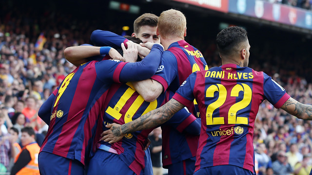 CRÓNICA – Dos goles de Suárez y Messi en los minutos 1 y 93 otorgan tres valiosos puntos contra el Valencia