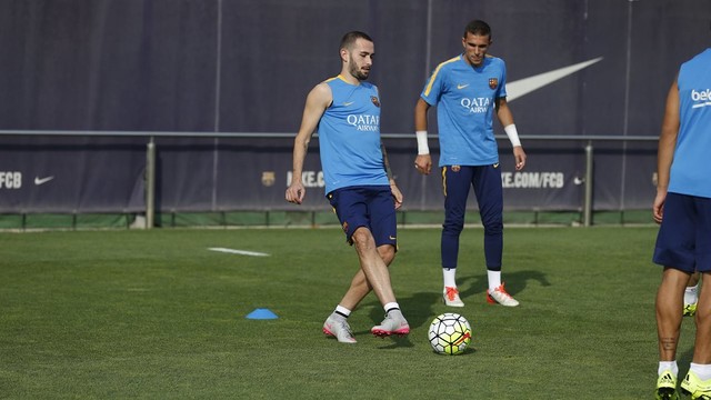 Siete futbolistas del primer equipo se incorporan al trabajo #FCBlive
