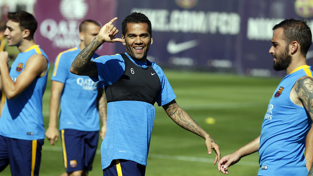 Dani Alves recibe el alta médica y entra en la convocatoria para recibir al Levante