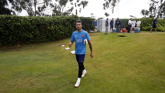 José Suárez, con una rotura del menisco