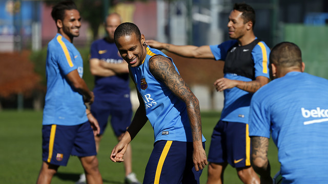 Primer entrenamiento sin los internacionales