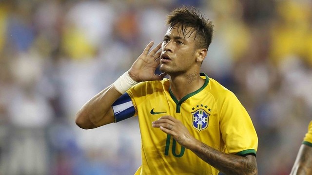 Neymar Jr y Dani Alves, citados por Dunga