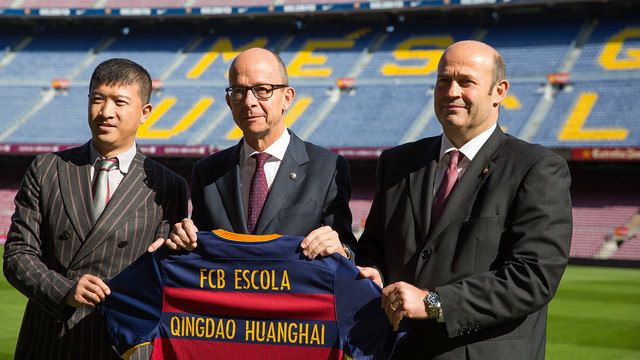 La FCBEscola se expande en China con la apertura de una escuela de fútbol en Qingdao