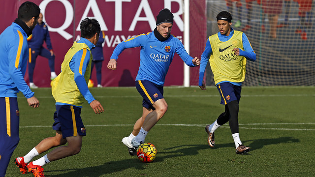 Último entrenamiento antes de la visita a Mestalla