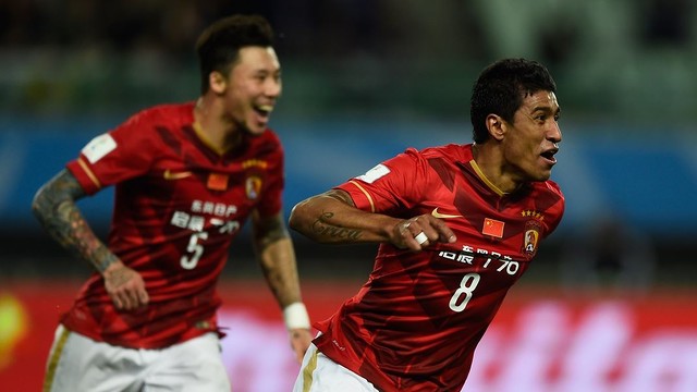 El Guangzhou Evergrande de Paulinho, Scolari y Robinho, rival en las semifinales
