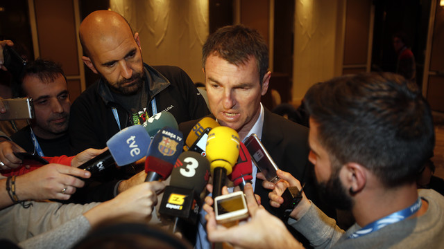 Robert Fernández: «Es una eliminatoria abierta, nos divertiremos»