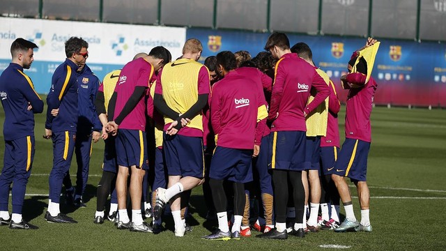 La lista de 18 convocados para jugar contra el Granada #FCBlive
