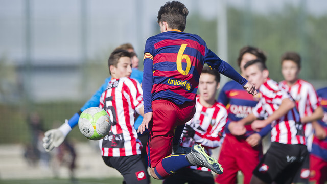 El Infantil A consolida su liderato