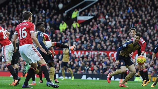El Arsenal cae en Old Trafford ante el Manchester United (2-3)