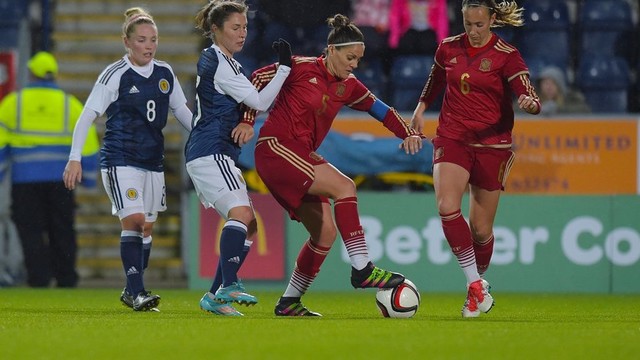Segundo empate de España, con cinco culés (1-1)