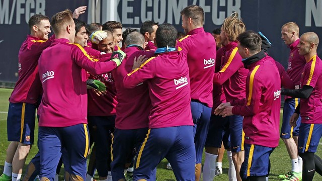 Rondo y sonrisas en la Ciudad Deportiva