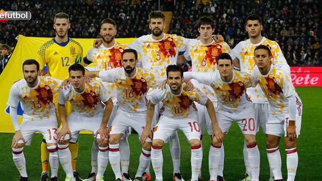 Gerard Piqué y Jordi Alba empatan contra Italia