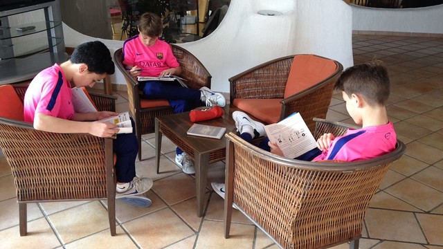 Es la hora de hacer deberes